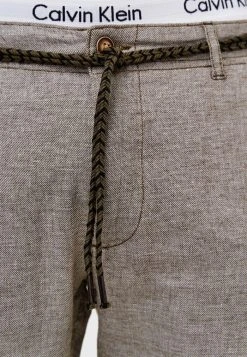 INDICODE JEANS BOOTH - Pantalon Cargo - Dark Olive -INDICODE Boutique 1c2ecac282b545ebbec1360a04c43dff