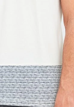 INDICODE JEANS IDREMMOND - T-shirt Basique - Marshmellow 8 INDICODE JEANS IDREMMOND - T-shirt Basique - Marshmellow -INDICODE Boutique 25bca1f9eb9e41a0ab1d0ccd2ac009ce