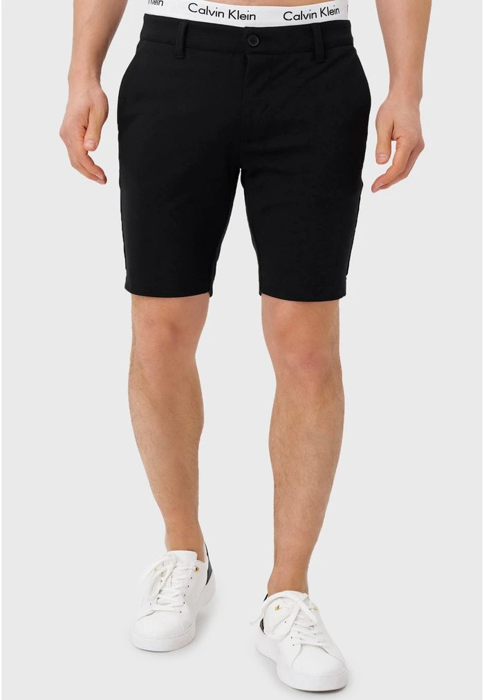 INDICODE JEANS AALBORG - Short - Black 1 INDICODE JEANS AALBORG - Short - Black