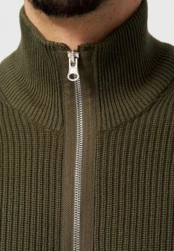 INDICODE JEANS DODSON - Gilet - Army -INDICODE Boutique 308989f18fcb4b16ab8d1668f8077e34