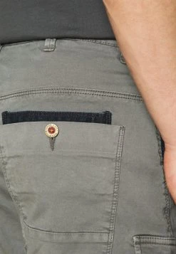 INDICODE JEANS ATHLONE - Short - Pewter -INDICODE Boutique 3cb71e54214f46329387e309fd8469b9