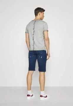 INDICODE JEANS COMMERCIAL KEN HOLES - Short En Jean - Blue -INDICODE Boutique 3d8af048dfe54652b56a99bd652e5709
