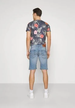 INDICODE JEANS KADEN HOLES - Short En Jean - Blue Wash 9 INDICODE JEANS KADEN HOLES - Short En Jean - Blue Wash -INDICODE Boutique 44434b5bc4fa42218e48043f35c0dc56