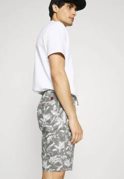 INDICODE JEANS RIVERA - Short - Pewter -INDICODE Boutique 4af0eaab09f847259c8a3ea0fa35351a