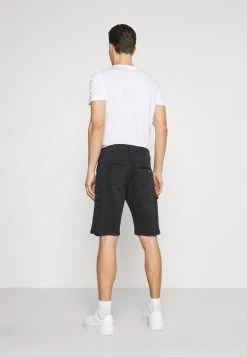 INDICODE JEANS ATHLONE - Short - Black -INDICODE Boutique 5762e9c8978c4800a7a19ce6334838a2