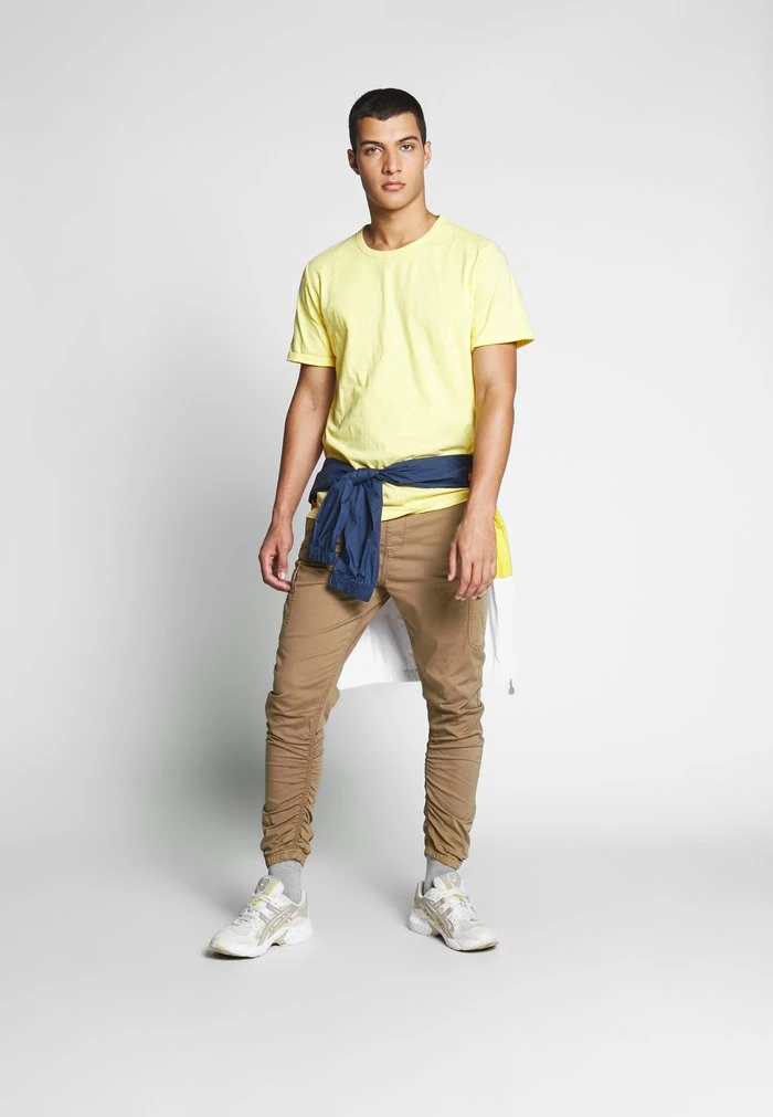 INDICODE JEANS LAKELAND - Pantalon Cargo - Amber 2 INDICODE JEANS LAKELAND - Pantalon Cargo - Amber – Image 2