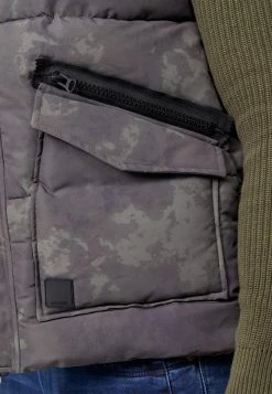 INDICODE JEANS Veste Sans Manches - Army -INDICODE Boutique 857b4f8ad2b346b4ba867389ec8828dc