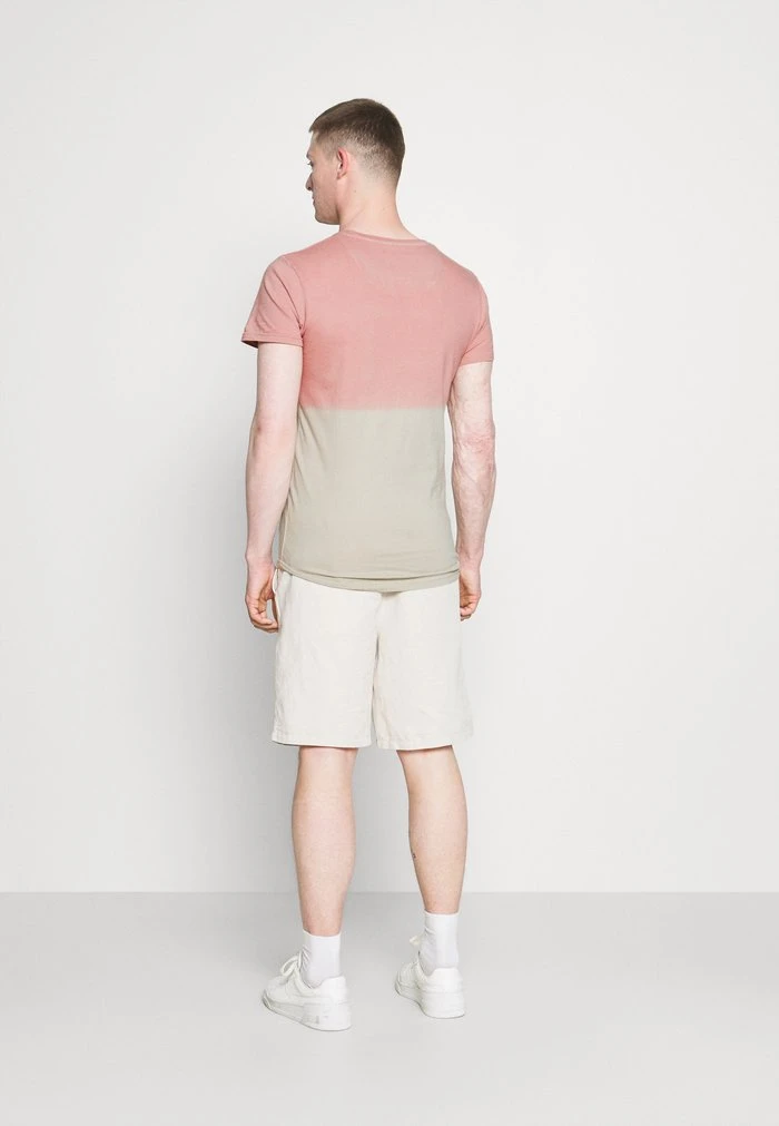 INDICODE JEANS CLIFF - T-shirt Basique - Cameo Rose 3 INDICODE JEANS CLIFF - T-shirt Basique - Cameo Rose – Image 3