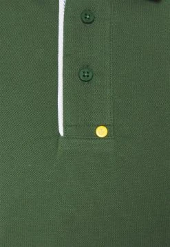 INDICODE JEANS CHANDLER - Polo - Greener -INDICODE Boutique b7b5d9a4d39a4f22bd4c4e1e4e1ac297
