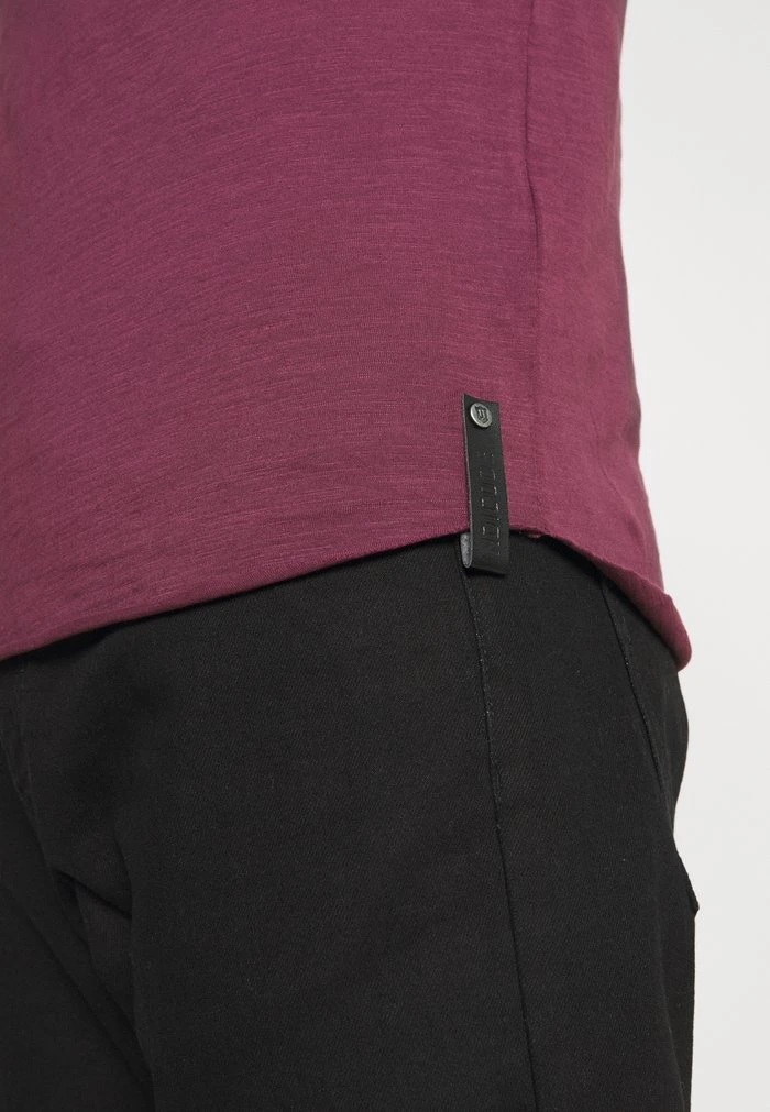 INDICODE JEANS ALAIN - T-shirt Basique - Bordeaux 7 INDICODE JEANS ALAIN - T-shirt Basique - Bordeaux – Image 7