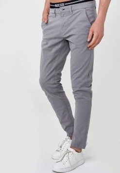 INDICODE JEANS CREED - Chino - Lt Grey 8 INDICODE JEANS CREED - Chino - Lt Grey -INDICODE Boutique c2d21b6225164f2ead0dec59b1e75dc1