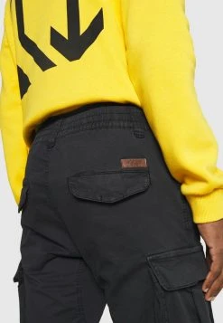 INDICODE JEANS VILLANUVA - Pantalon Cargo - Black -INDICODE Boutique ca09d957b9ee47dc8833bdfb41efe735