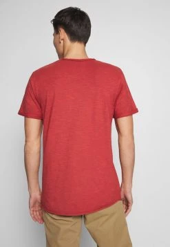 INDICODE JEANS ALAIN - T-shirt Basique - Red Ochre -INDICODE Boutique cd45283b524441c79eef0ac876f0bee1