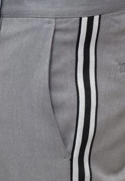 INDICODE JEANS Short - Grey -INDICODE Boutique ce309ce85ee84a6fba8068a8aaf70063