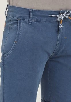 INDICODE JEANS IDMIKO - Short - Blue 9 INDICODE JEANS IDMIKO - Short - Blue -INDICODE Boutique d869316a8a60441ba547043156f8e581