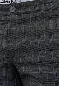 INDICODE JEANS AALBORG - Short - Check -INDICODE Boutique e7b0b2f9b4a14880bd0434e56e41e97d